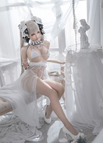 美女脱一干二净