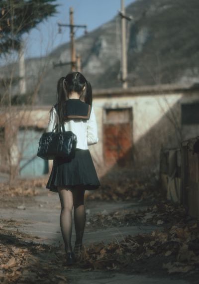伊人再见免费在线观看高清版